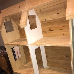 5ft tall dollhouse Hand made.
